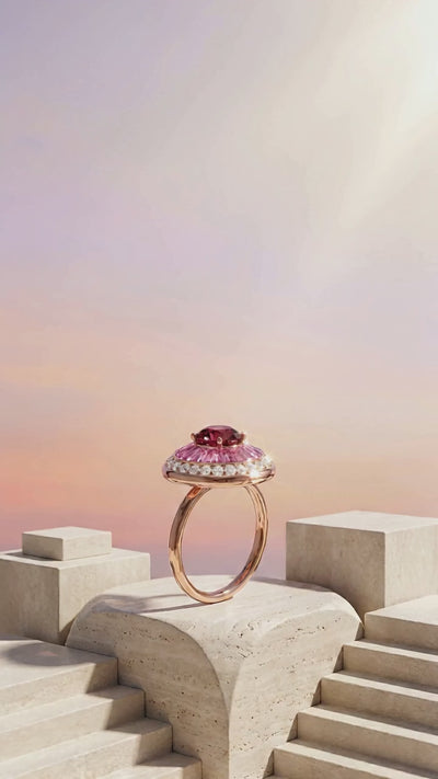 Sinan rubellite ring in 18k gold, in motion